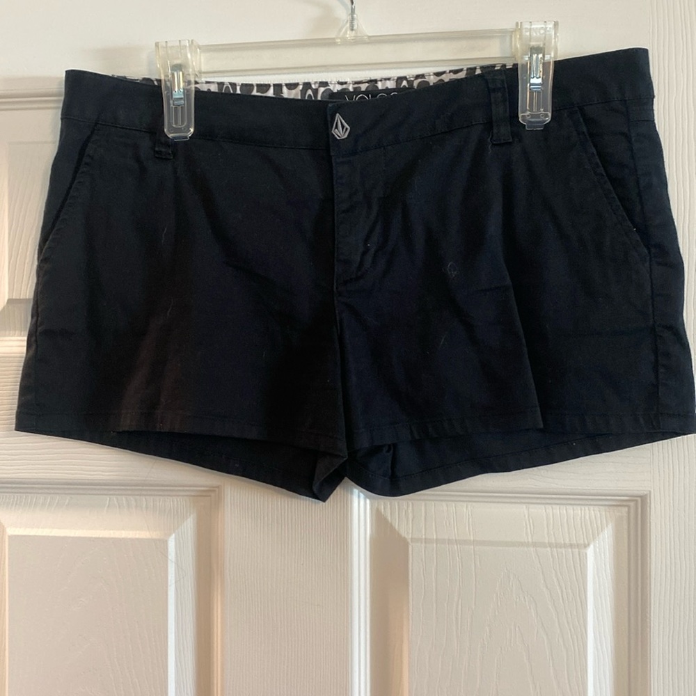 Volcom shorts
